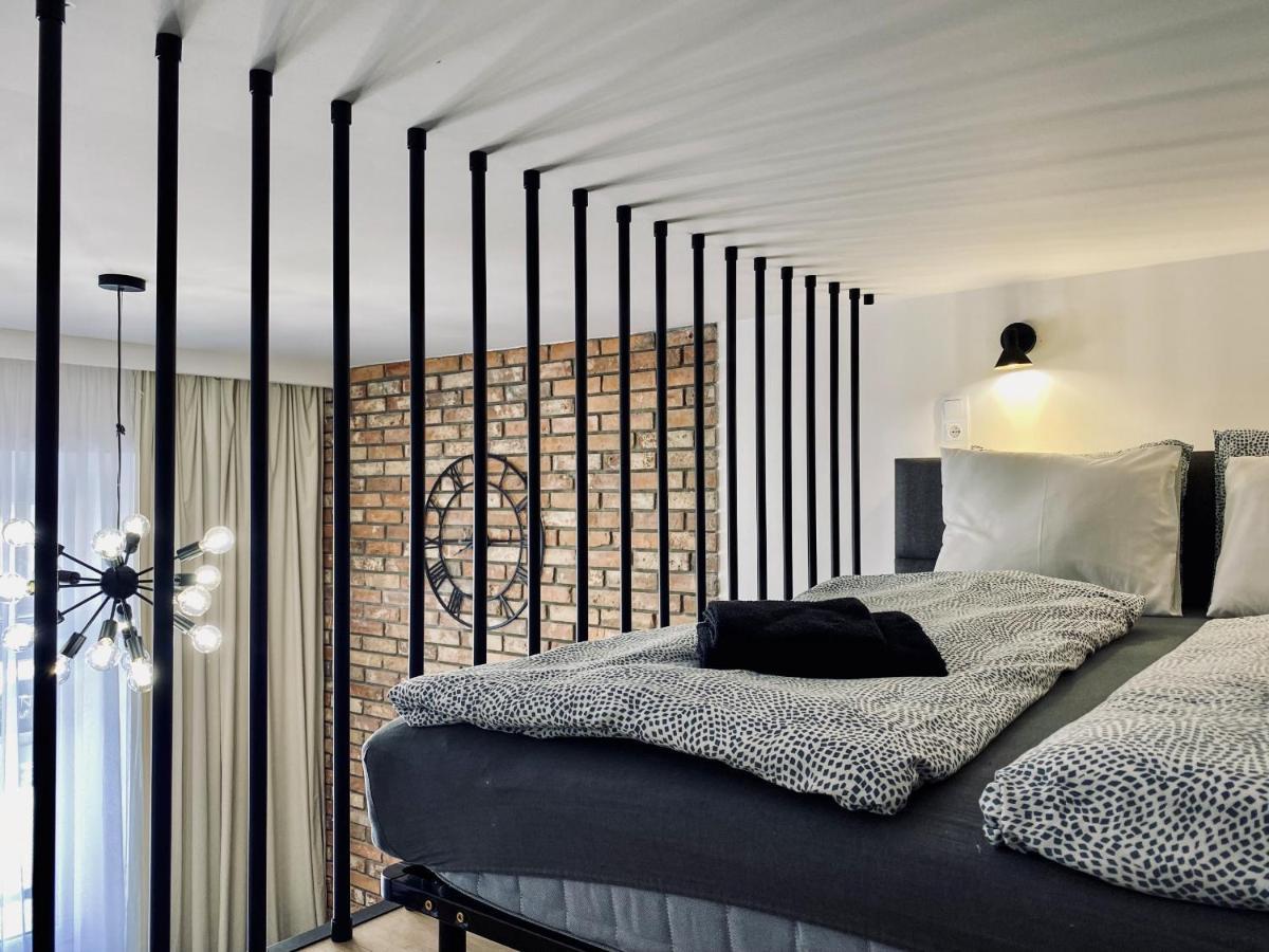 Apartment Premium Jacuzzi For Couples, Old Town Cracovia Esterno foto