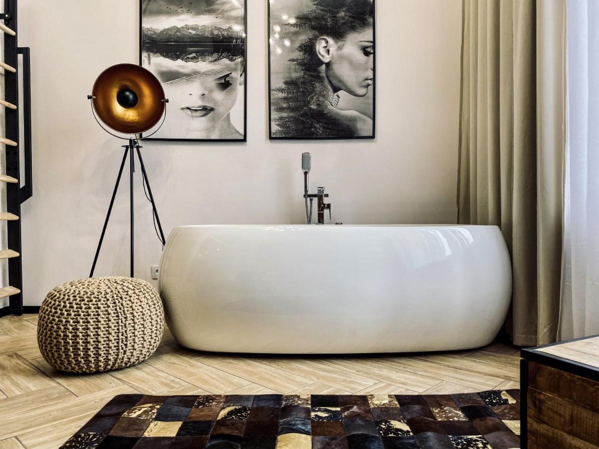 Apartment Premium Jacuzzi For Couples, Old Town Cracovia Esterno foto